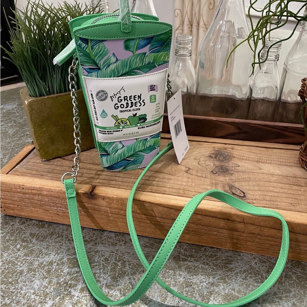 BETSEY JOHNSON “GREEN GODDESS ELIXIR” CROSSBODY PURSE NWT